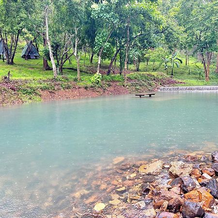 Hotel Mount Avangan Eco Adventure Park Coron Esterno foto