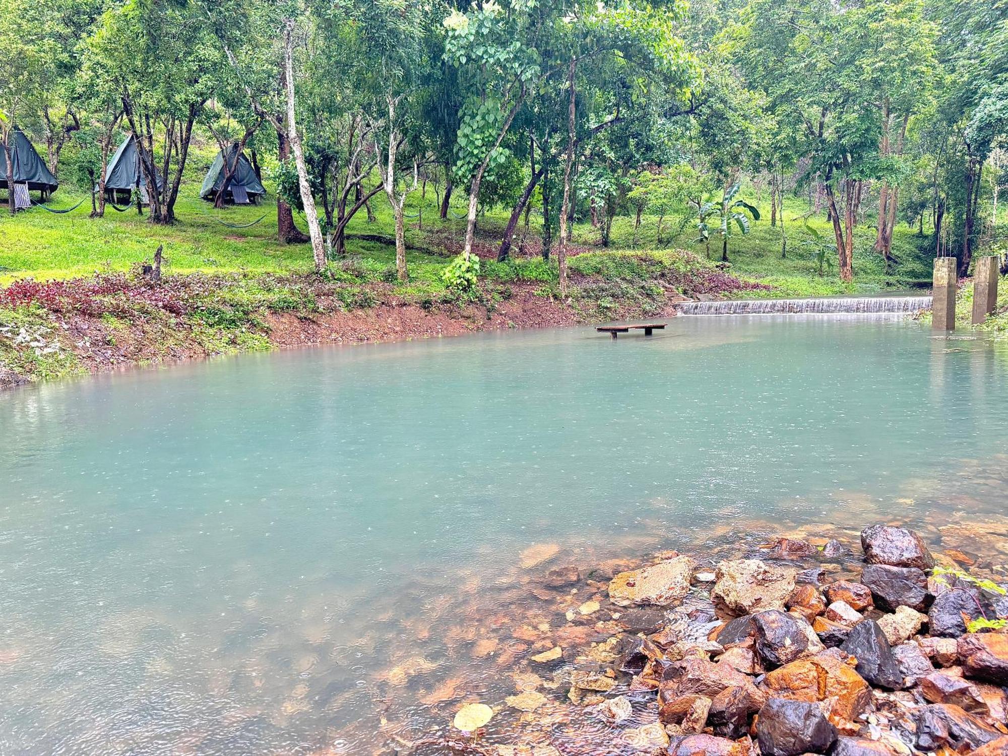 Hotel Mount Avangan Eco Adventure Park Coron Esterno foto